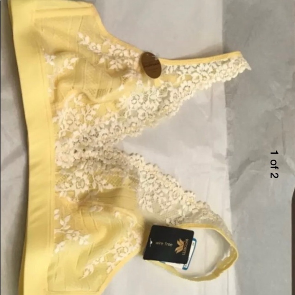Wacoal Embrace Lace Wire Free Soft Cup Bra #852191 - Picture 4 of 5